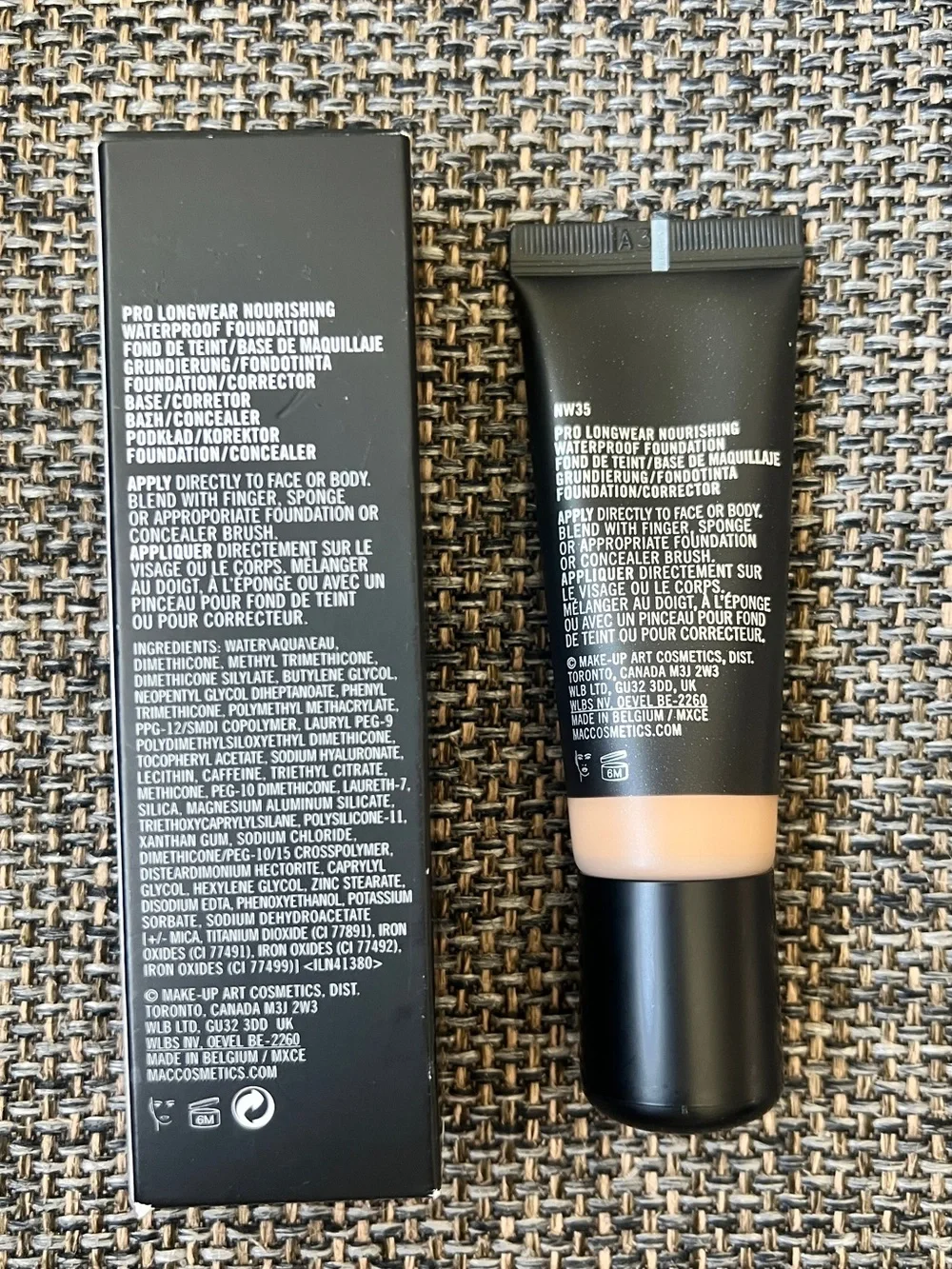 MAC Cosmetics nw35 tawny